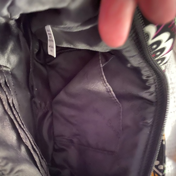 SOLD***Vera Bradley Mini Andi Crossbody - Picture 6 of 8